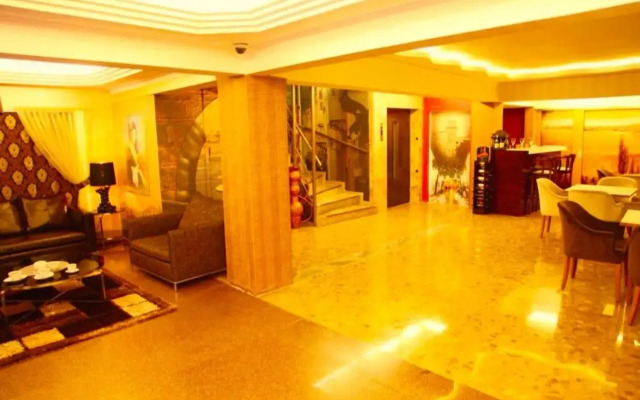 Lucid Otel