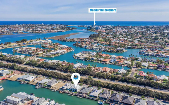 Deluxe Living in Mariners Cove