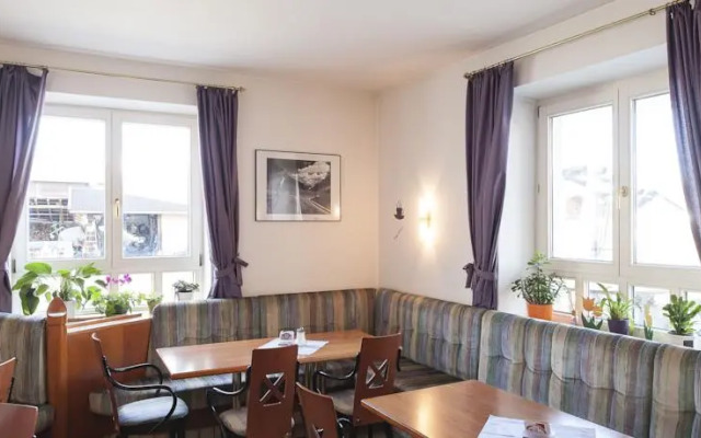 Gasthof Post - Sistrans