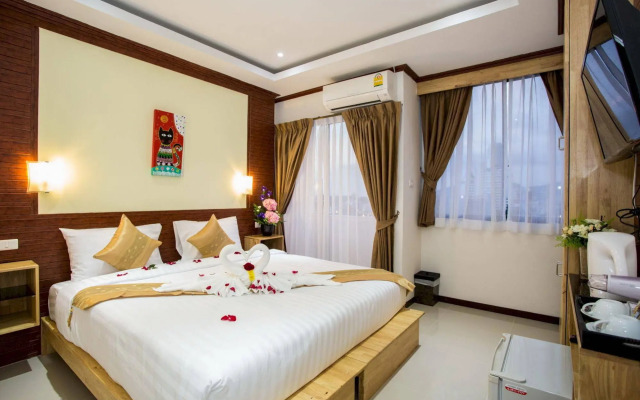 OYO 996 Phunara Residence