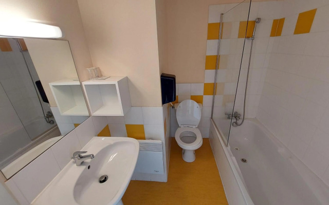 Hotel Le Relais Des Deux Vallees