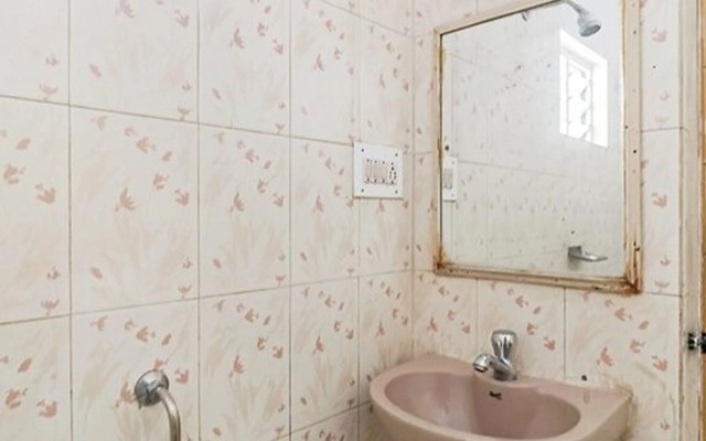 SPOT ON 36102 Akshara Regency