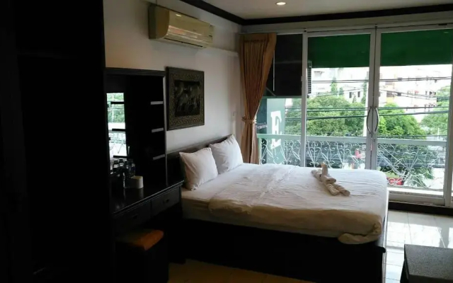 Greenvale Serviced Apartment