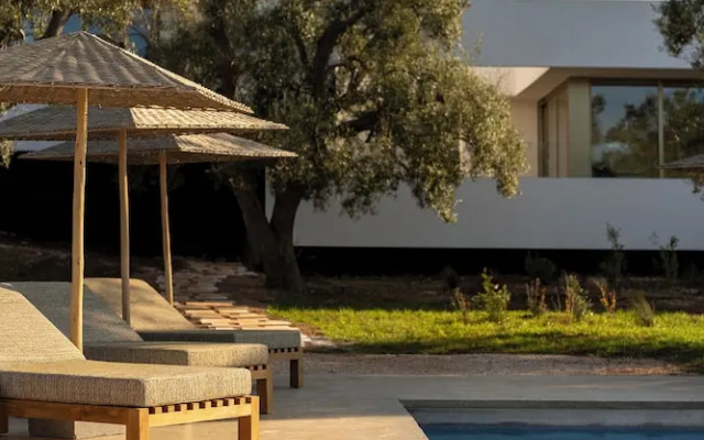 Botanico Villa & Suites