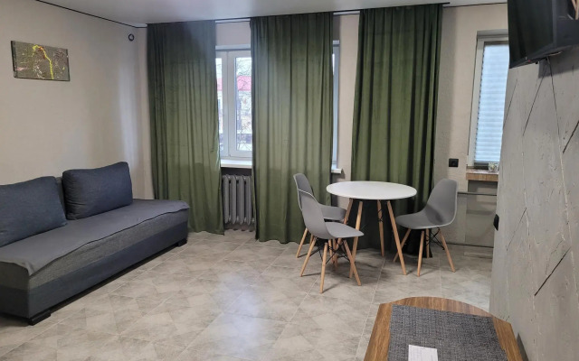 Апартаменты на проспекте Машерова 11