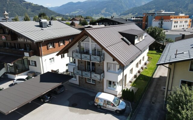 Fourteen 2 1 Zell am See S P