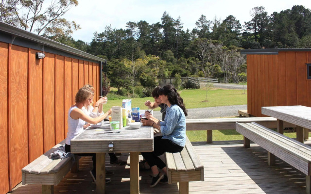 Hot Water Beach TOP 10 Holiday Park