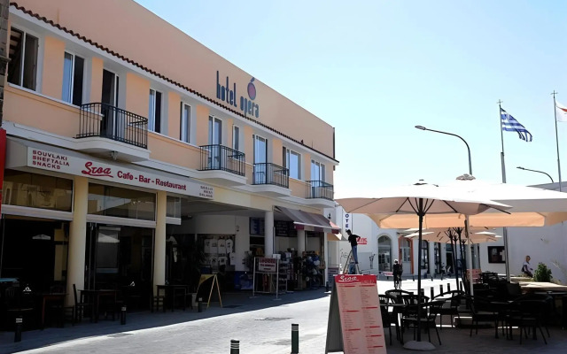 Hotel Opera