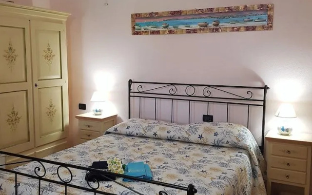 Apple Big Mama Paradise Budoni