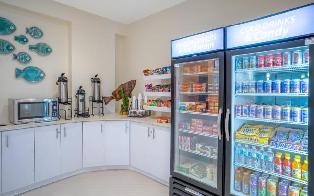 Holiday Inn Express & Suites Nassau by IHG