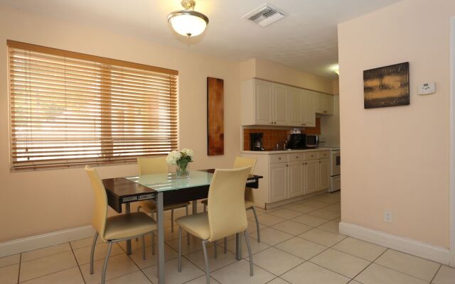 Lauderdale Villas, Suites by the Sea