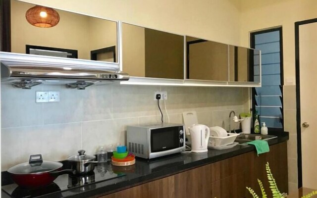 Atlantis Residence by Stayshare Homes