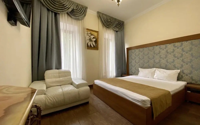 Boomerang Business Hotel