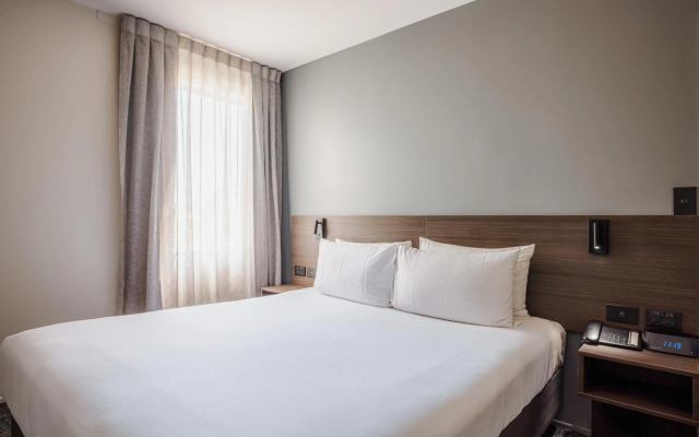 Heartland Hotel Auckland Airport