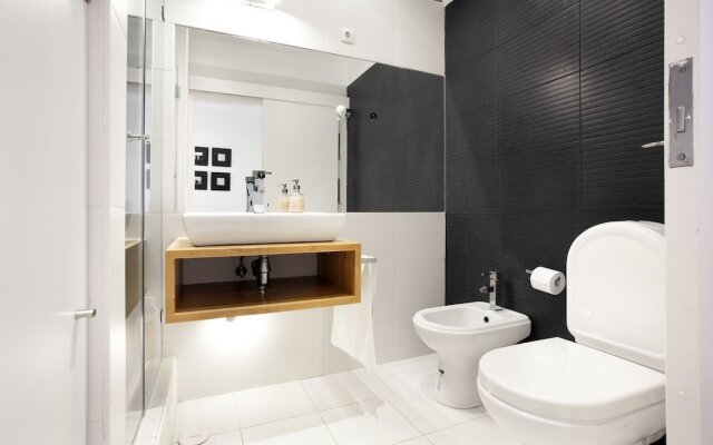 Prime Apartments White and Yellow