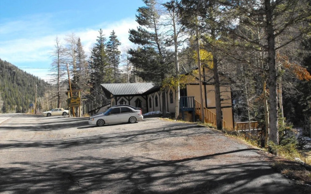 Amizette Inn and Restaurant