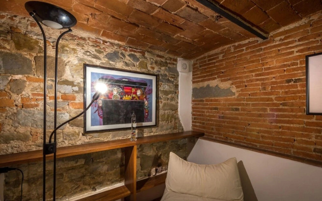 Pignone Apartment by Mmega