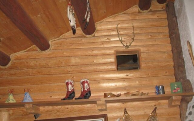 Rocky Mountain Log Chalet