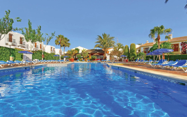 ALEGRIA Infiniti Beach Resort