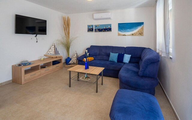 Amazing Home in Sikici With Wifi and 4 Bedrooms