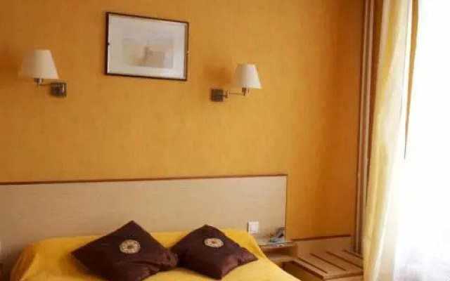 Hôtel Paris Voltaire