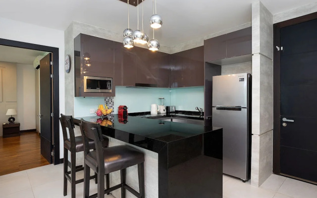 Elegant 2BR Apartment RGN B411 in Laguna