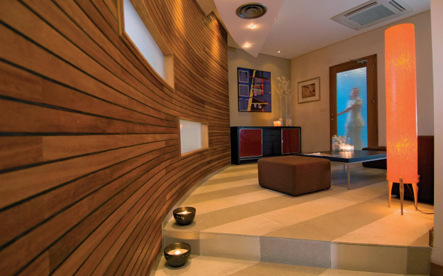 Mediterranean Beach Hotel