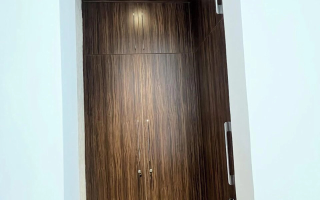 Premier Place Appt 1B