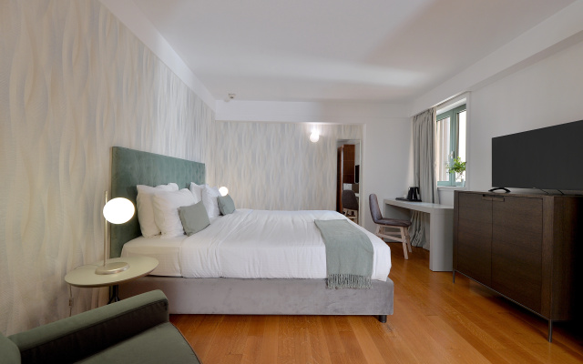 Athenaeum Eridanus Luxury Hotel