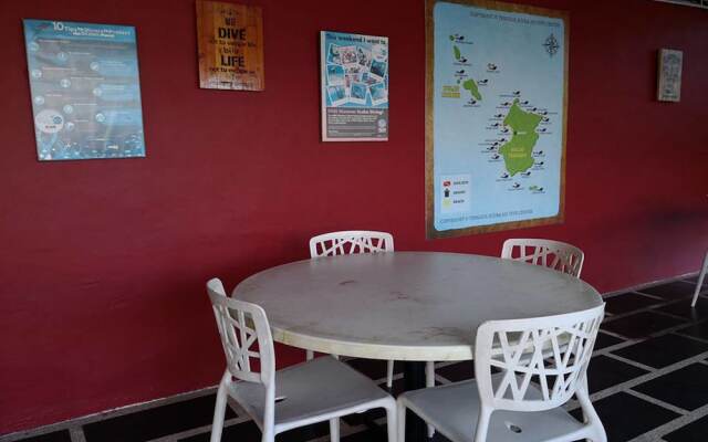 Riverbank Dungun Guesthouse & Cafe