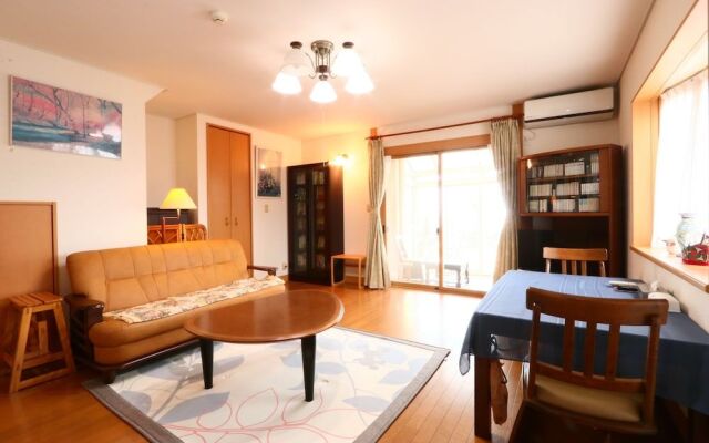 Pension & Condominium Palm Village