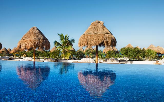 Beloved Playa Mujeres - Couples Only All Inclusive