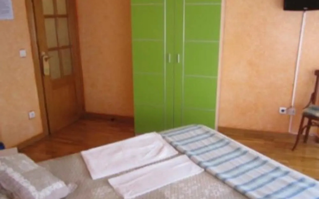 Hostal Becares