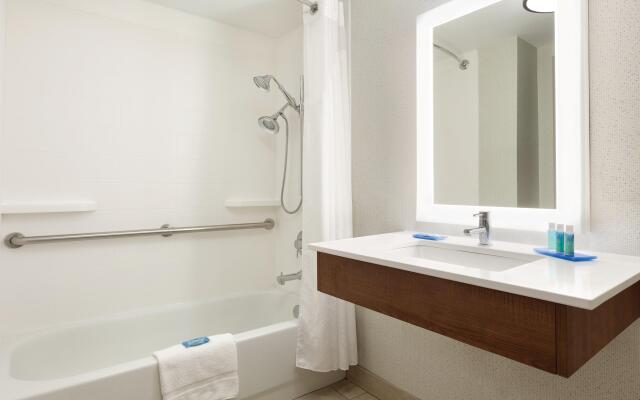 Holiday Inn Express Hartford South - Rocky Hill by IHG