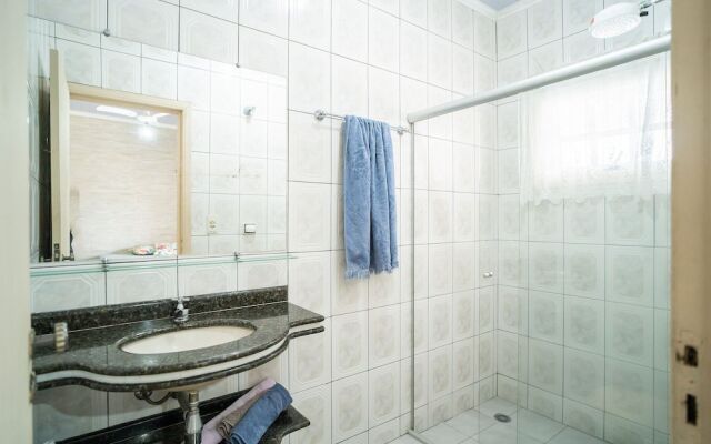 Linda casa no condomínio Morada da Praia