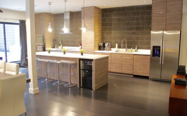 MTLVacationRentals - The Penthouse