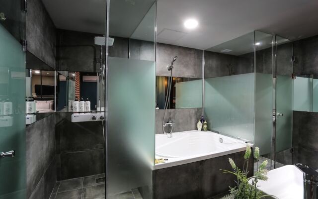 Seocheon Dalbam Hotel