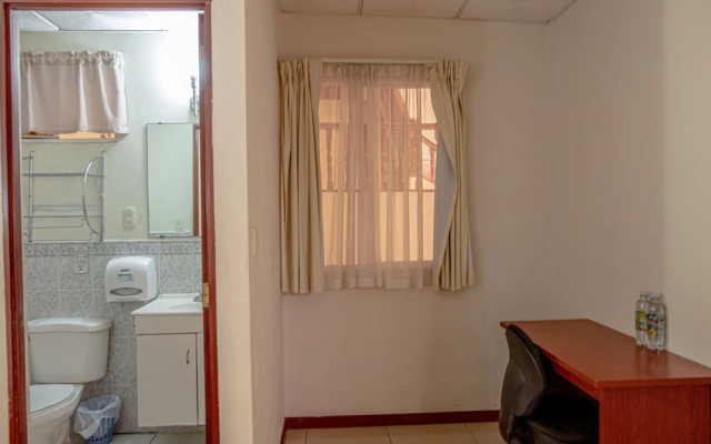 Hotel Windsor Plaza
