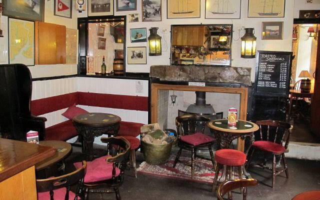 The Old Ferry Inn