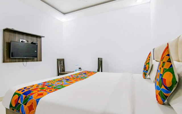 Fabhotel Galaxy View