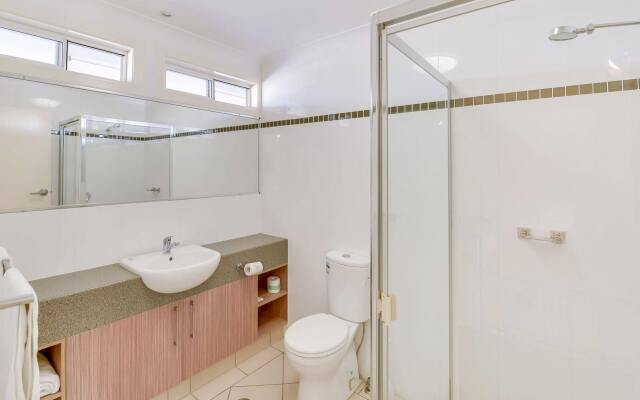 Nightcap at Golden Beach Tavern