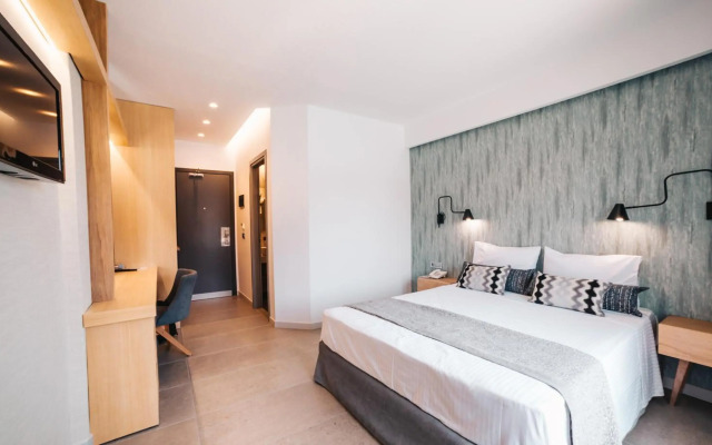 Minoa Hotel