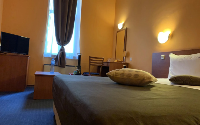 Sveta Sofia Hotel