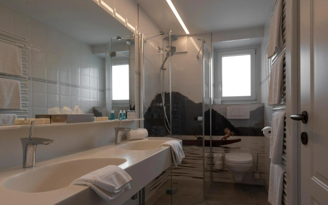 Romantik Residenz Ferienwohnungen Hotel Im Weissen Rössl