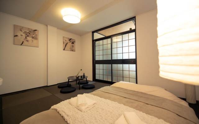 Wa Art Rooftop House Namba station