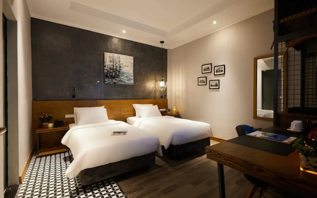 Hanoi Calido Hotel