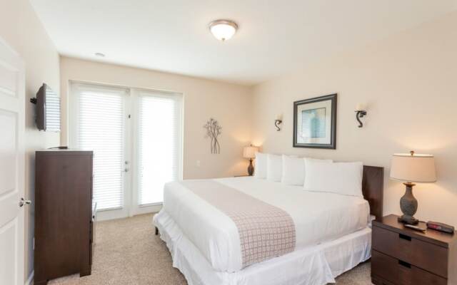 Vista Cay - 4801 Tidecrest Ave #165