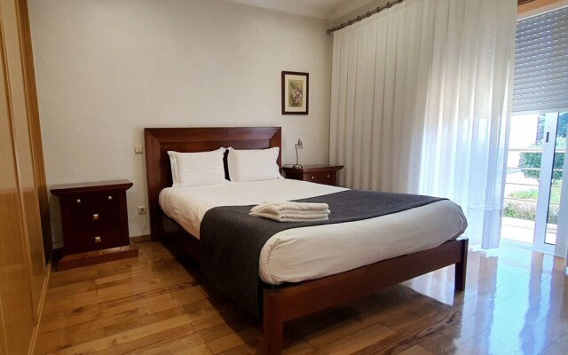 Casa Junto à Praia com Piscina Mystay