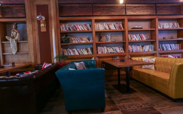 James Joyce Coffetel Nanchang West Station Nanchang University