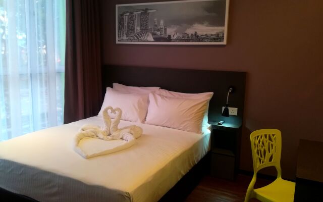 The Loft Plaza Hotel